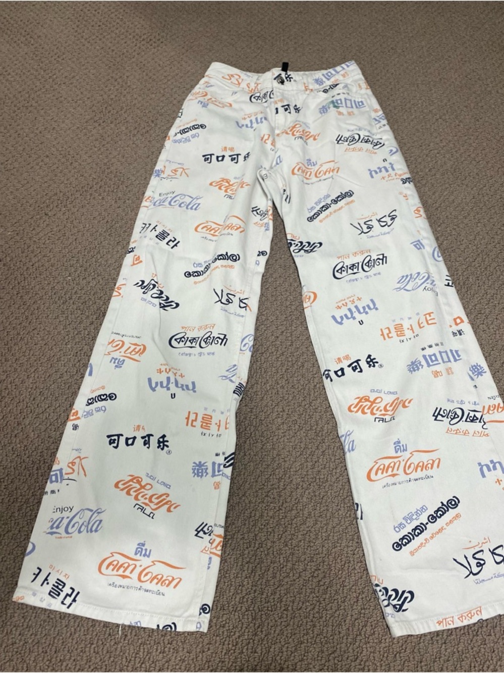 Divided Wide Leg Jeans - one of a kind coco-cola!!